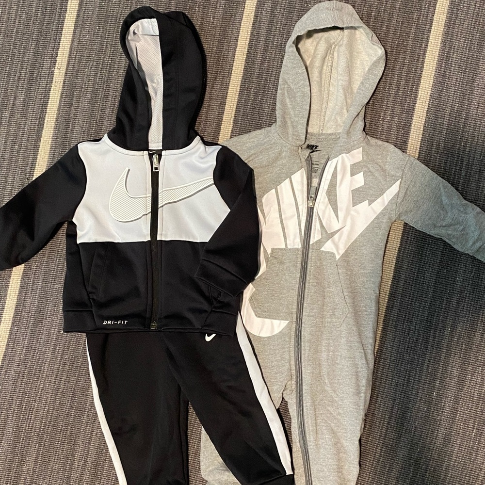 Baby Nike track suit set